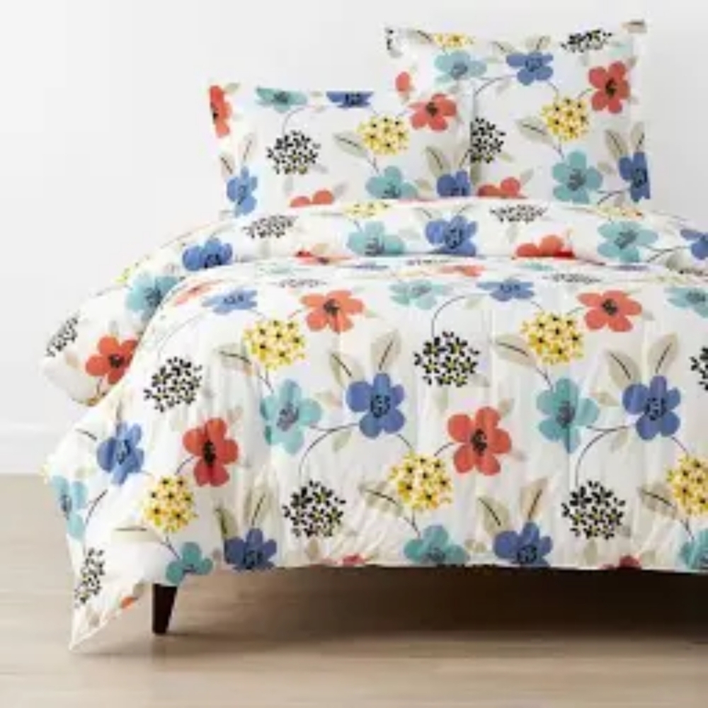 The Company Store Claudia Floral Classic Cool Percale Duvet Cover Queen
